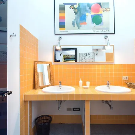 Apartamento Silenzioso, Grande, Comodo A Trastevere *