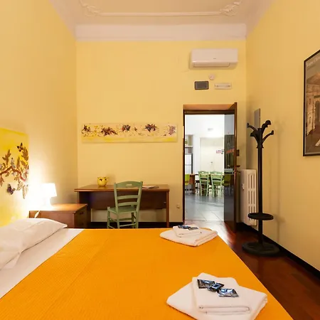 Silenzioso, Grande, Comodo A Trastevere * Řím