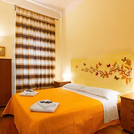 Silenzioso, Grande, Comodo A Trastevere Apartmán Řím