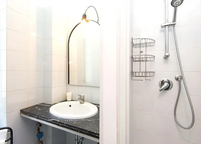 Silenzioso, Grande, Comodo A Trastevere